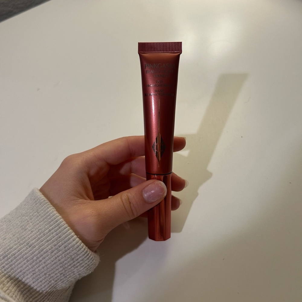 Charlotte Tilbury Highlighter/Blush Wand